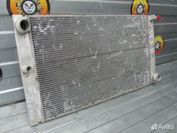 Радиатор охлаждения двигателя BMW 5 E60 03-09г