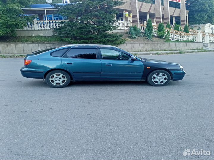 Hyundai Elantra 2.0 AT, 2000, 500 532 км