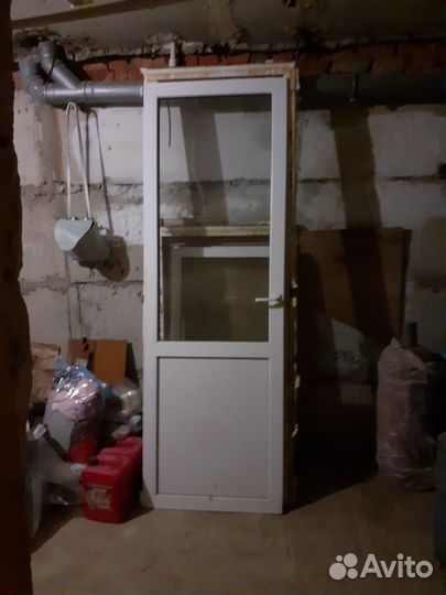 Двери пластиковые бу