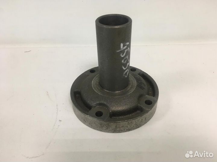 Крышка подшипника первичного вала 5-ти УАЗ