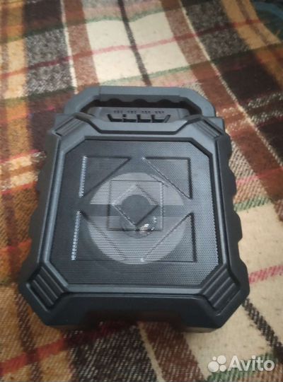 Блютуз колонка