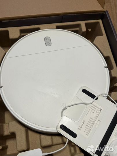 Робот пылесос xiaomi mi robot vacuum mop essential