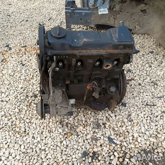 Двигатель Volkswagen Passat B3 RP 1.8