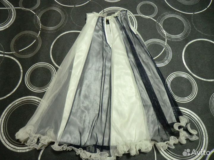 Нарядное платье kids на 5-6лет.Турция