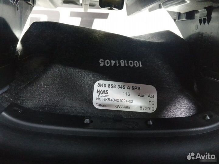 Кожух рулевой колонки Audi A4 B8