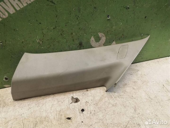 Обшивка стойки Форд Фокус 2