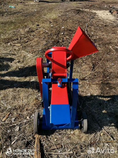 Садовый измельчитель веток