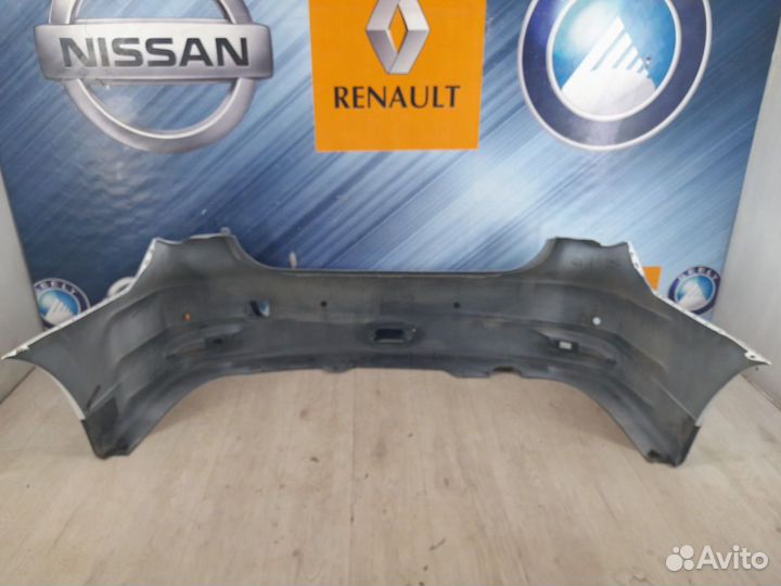 Бампер зад Nissan almera G15