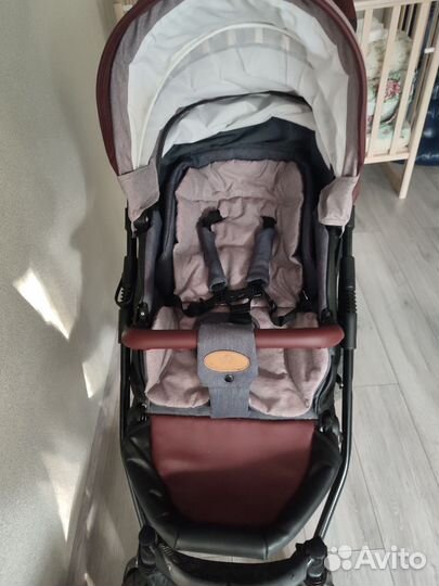 Прогулочная коляска prampol