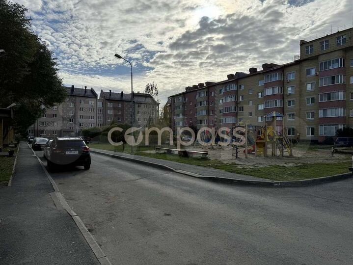 2-к. квартира, 65 м², 1/5 эт.