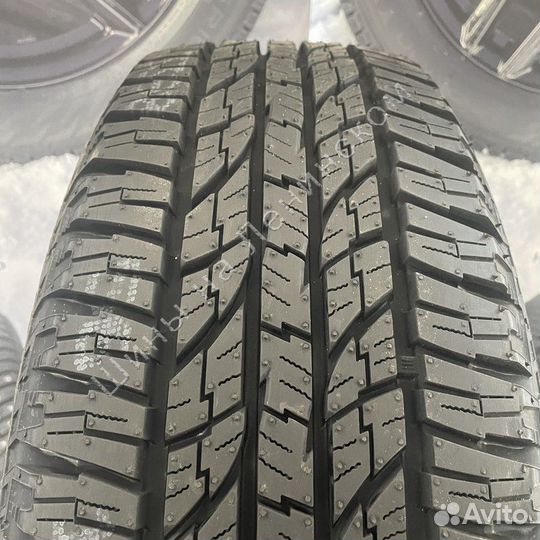 Yokohama Geolandar A/T G015 275/60 R20 115H