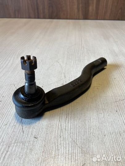 Рулевой наконечник правый Toyota Corolla 180