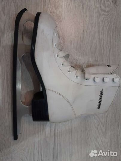 Коньки фигурные