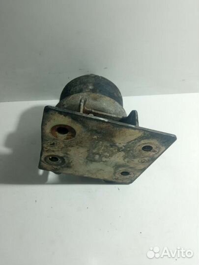 Подушка крепления кпп Ford Galaxy 1 7M0199131