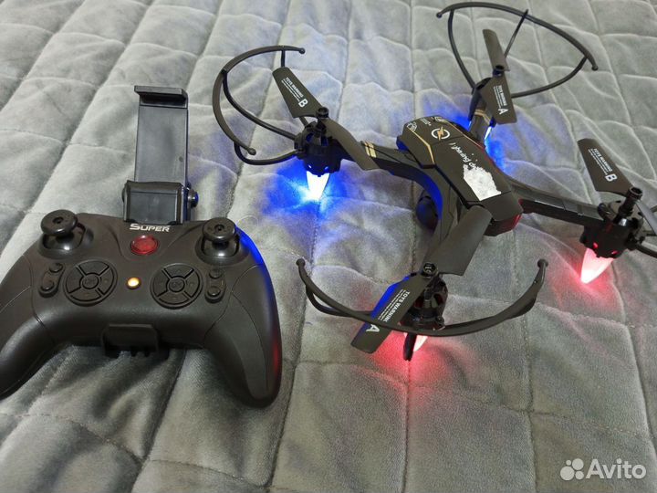 Квадрокоптер с камерой Wi-Fi FPV HD 4K противоудар