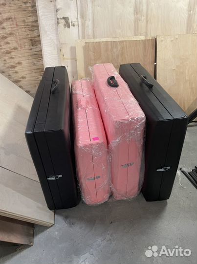 Стол массажный черный с вырезом