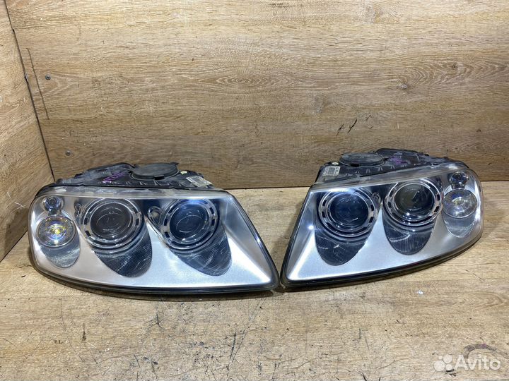 Комплект ксеноновых фар Volkswagen Touareg GP