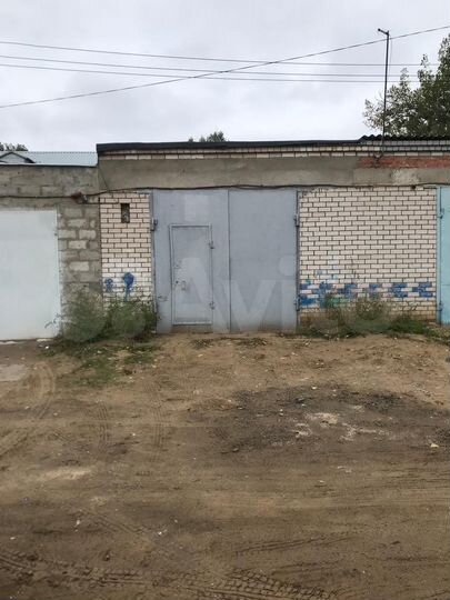 Гараж, > 30 м²