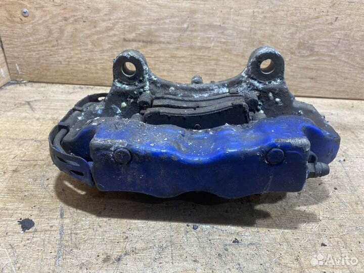 Суппорт задний правый VW Touareg GP 4POT S33