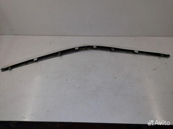 Решетка в бампер Toyota Prius 2 NHW20 52711-47010