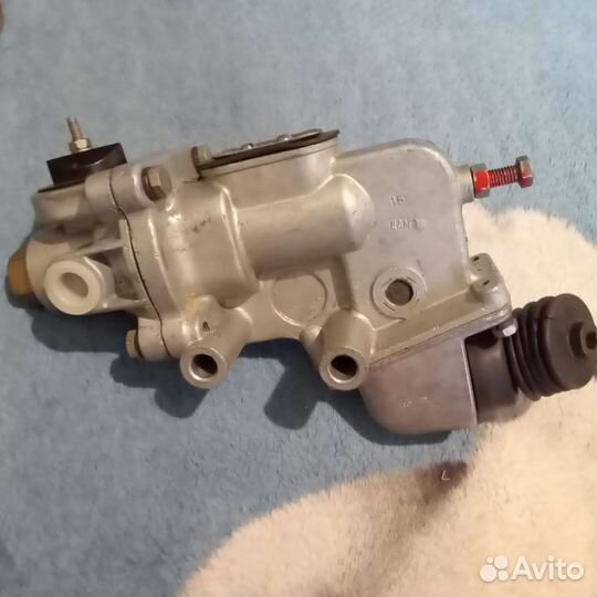 Тормозной кран ЗИЛ