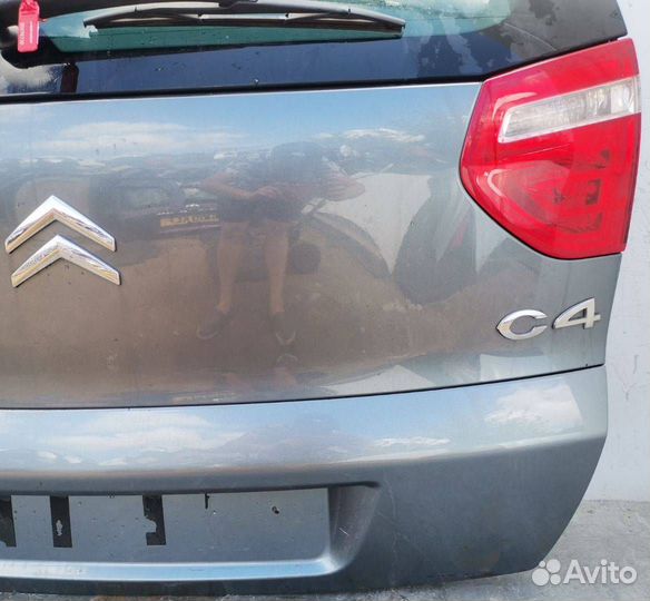 Крышка (дверь) багажника Citroen C4 Picasso 2008