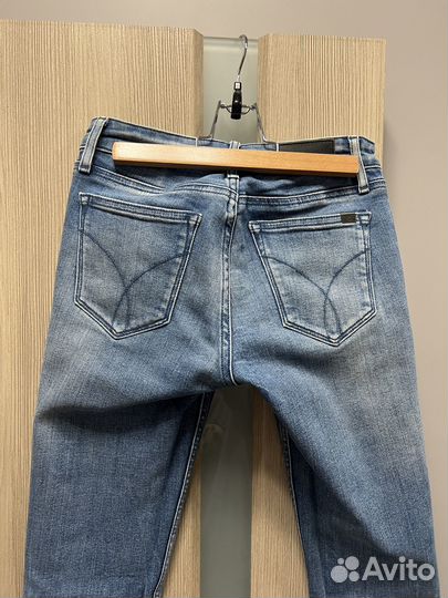 Джинсы скини