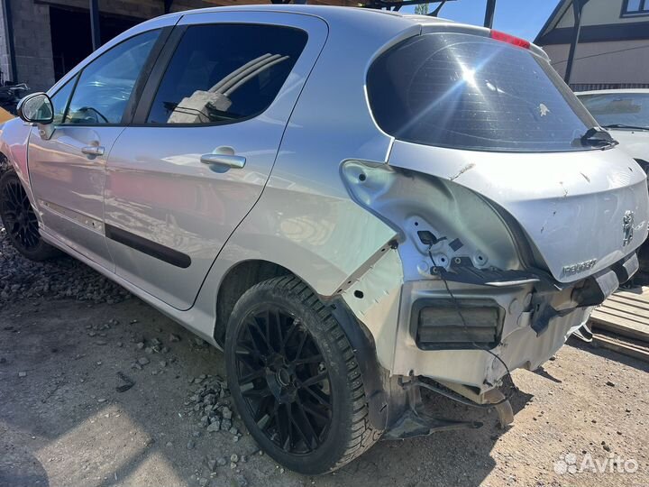 Peugeot 308 в разборе