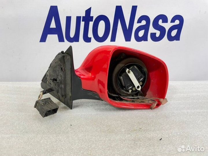 Зеркало правое Audi A4 1994-2001