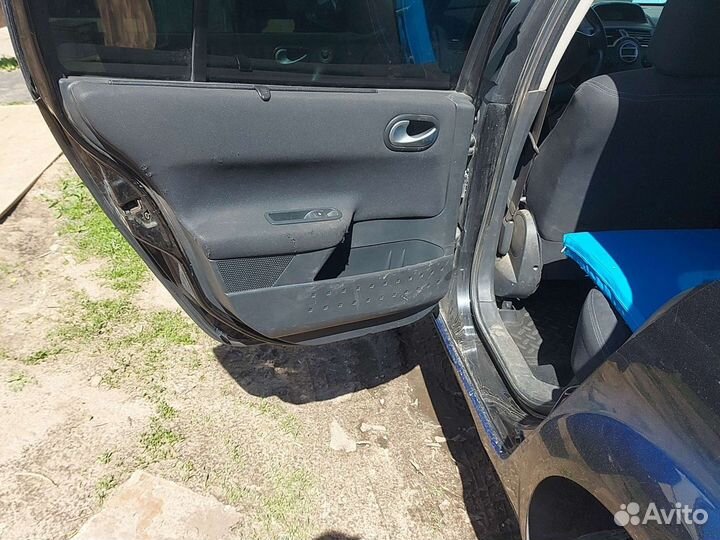 Renault megane 2 в разборе