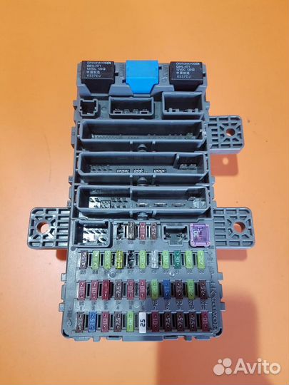 Блок предохранителей на Honda Civic 5D