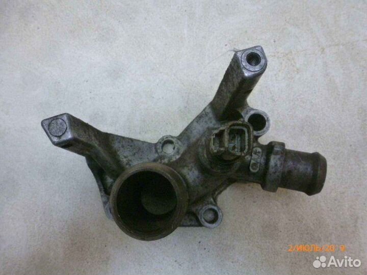 Фланец системы охлаждения Ford Fusion 1.4 2004