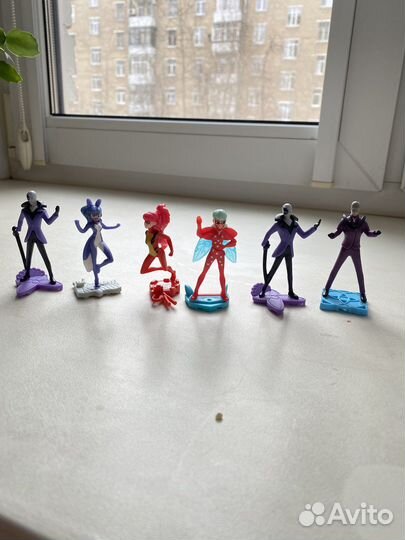 Игрушки из коллекции Леди Баг из Киндера