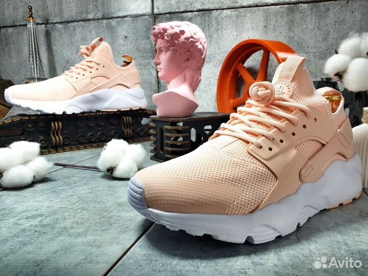 Женские кроссовки Nike Air Huarache