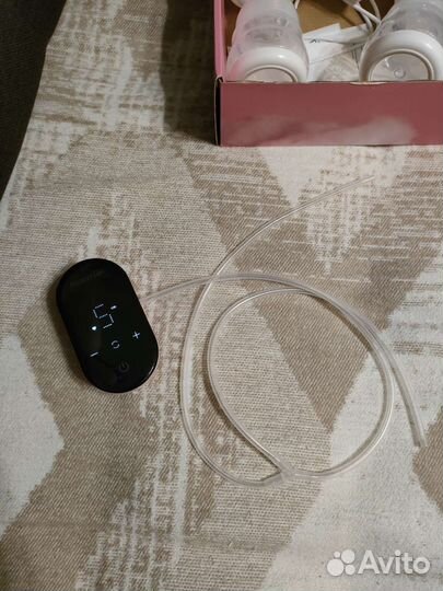 Молокоотсос электрический MomVision