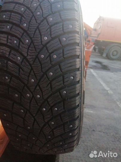 Triangle IcelynX TI501 215/55 R17 98T