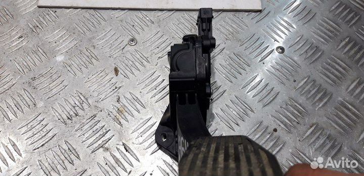 Педаль газа Chevrolet Cruze J300