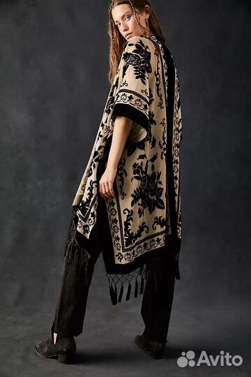 Пончо кимоно из панбархата в стиле бохо