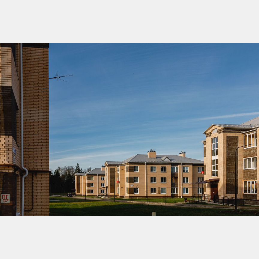 2-к. квартира, 62 м², 1/3 эт.