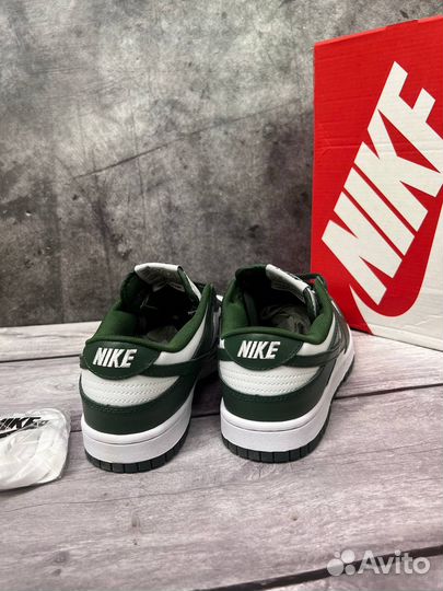 Кроссовки Nike Dunk low green