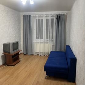 1-к. квартира, 32 м², 10/10 эт.