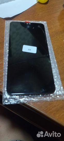 Экран на honor 8x