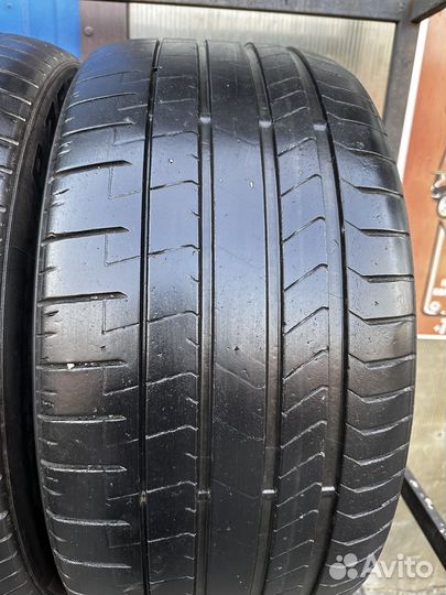 Pirelli P Zero PZ4 295/35 R21 107Y