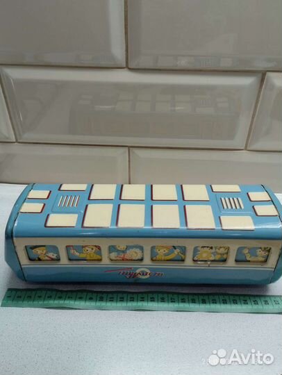 Игрушки СССР. Автобус турист. Самолёт, пистолет