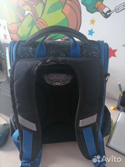 Школьный рюкзак