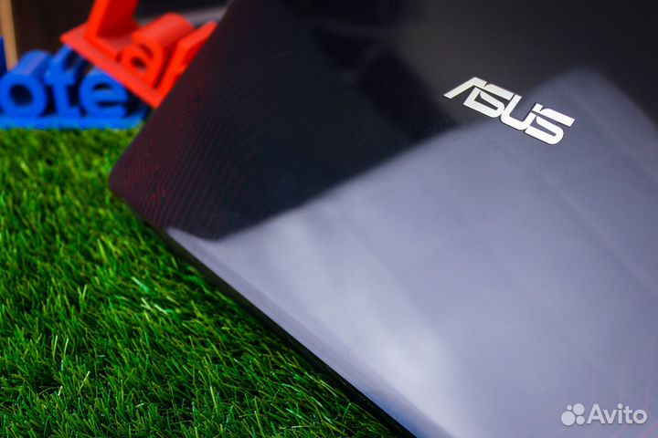 Игровой ноутбук Asus i7, GTX950, 16Gb, 120Gb+1Tb