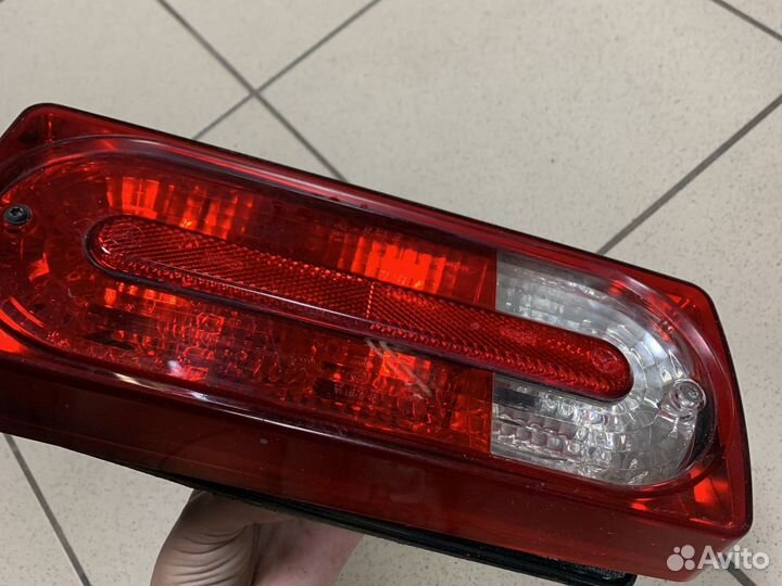 Фонарь задний mersedes g463