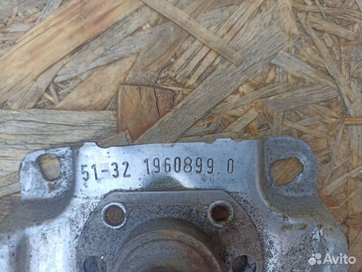 Стеклоподъемник передний левый BMW E36