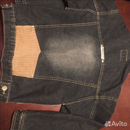 Куртка джинсовая