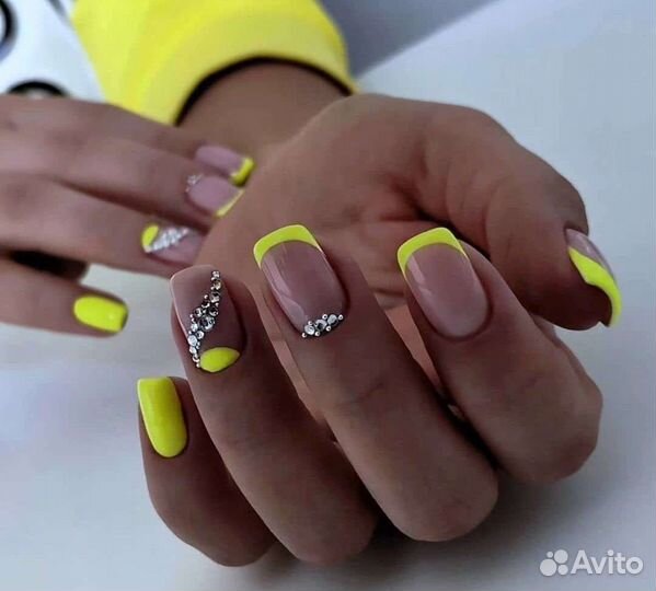 Наращивание ногтей